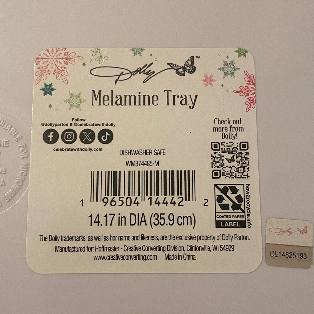 SALE!! Dolly Parton 14” melamine tray 
Pure Dolly!  Dolly celebrating Christmas - Picture 2 of 4